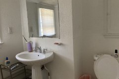 Upstairs Bathroom 2b